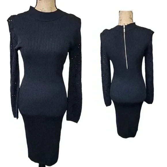 Roz & Ali Dresses & Skirts - Roz& Ali All Black sweater dress. Size Medium